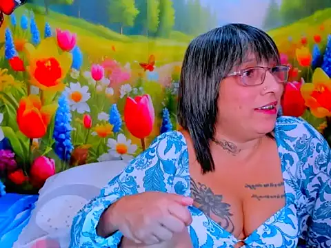 Онлайн чат XXX indianroxy