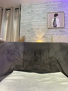 دردشة HoneyMollyX الجنسية المباشرة
