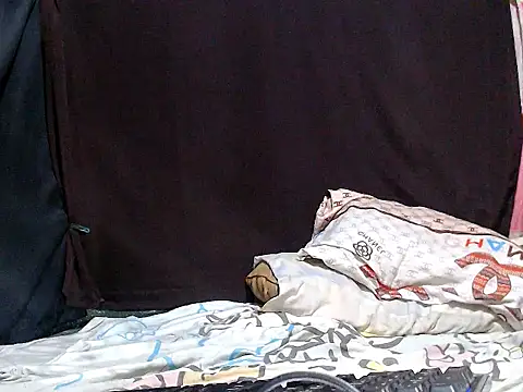 Pertunjukan Kamera Web AwesomeMistress_Bigcock