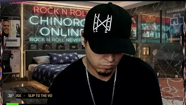 chino_roz Chat XXX in diretta