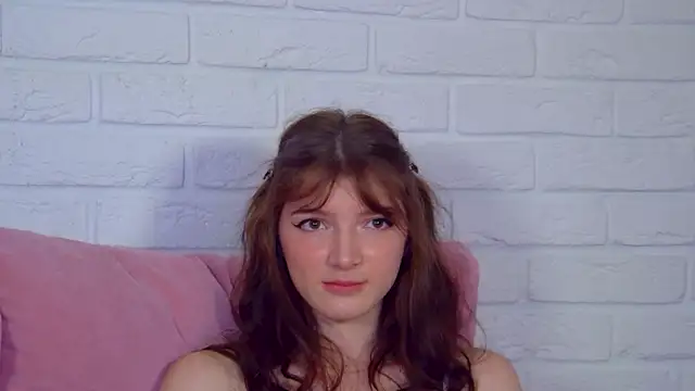 SophiaProve Adlı Modelin Canlı XXX Sohbeti