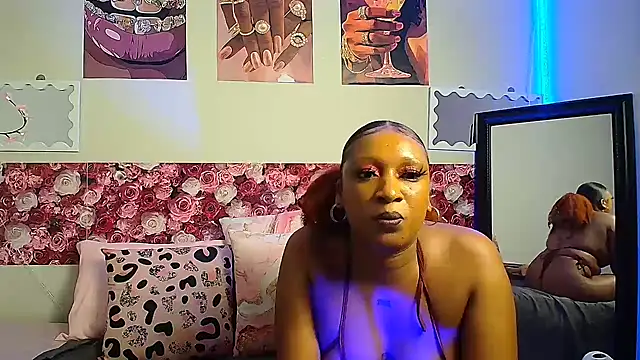 EnchantingLisa Live XXX-chat
