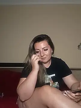 Sweetredvelvet Webcam show