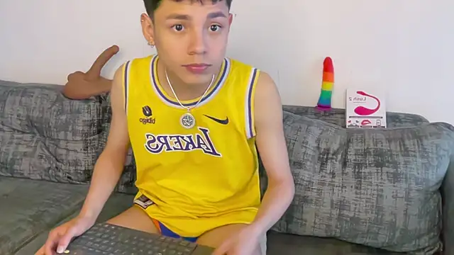 Chatroom XXX en direct de Andy_Belier23