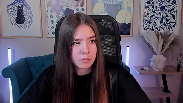 SayaHeartnet élő XXX-chatje