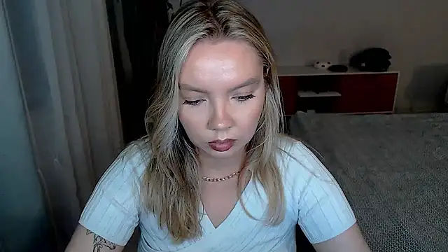 PolinaXXXXXJones' Live XXX Chat