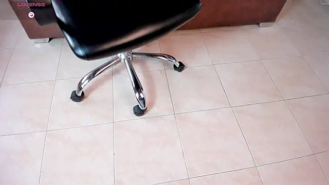 IsabellaaJoness – Naživo XXX chat