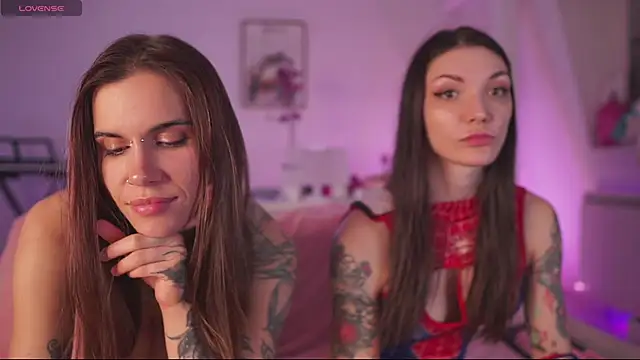 Chatroom XXX en direct de Lady3Holes