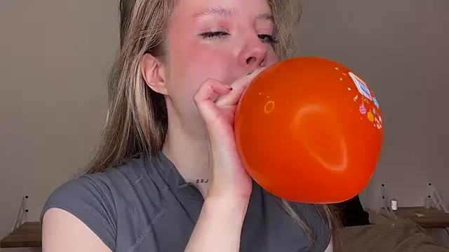 Catrinee Webcam show