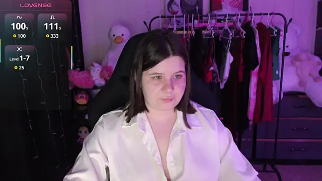 AmyVibess: онлайн-секс-чат