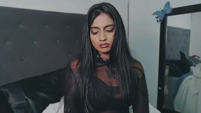 Delilah_Blazee's Live XXX Chat