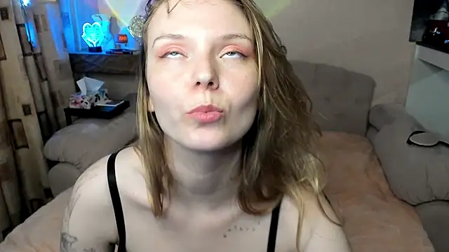 Chatroom XXX en direct de Vivian_Davis
