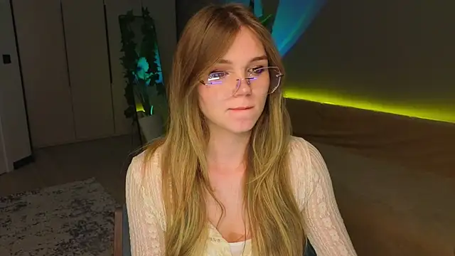linakorvin Chat XXX live