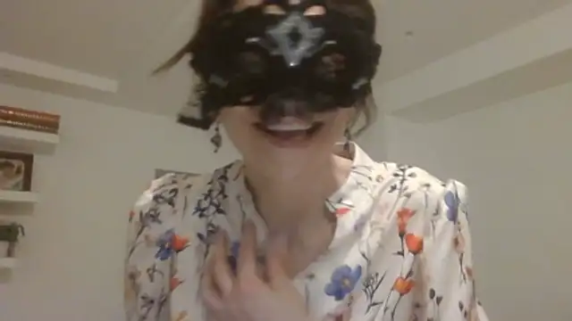 HelenTiAscoltan Live XXX chat
