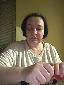 Онлайн чат XXX EmmaEmmy40