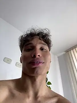 NelModel1 现场XXX聊天