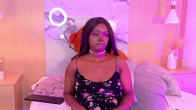 EmiilyLovex Webcamshow