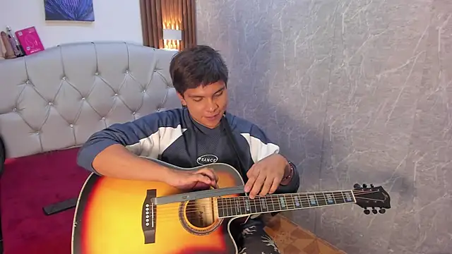 Thiago_Kozak Webcam show