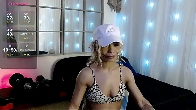 SarahRaynex's Live XXX Chat
