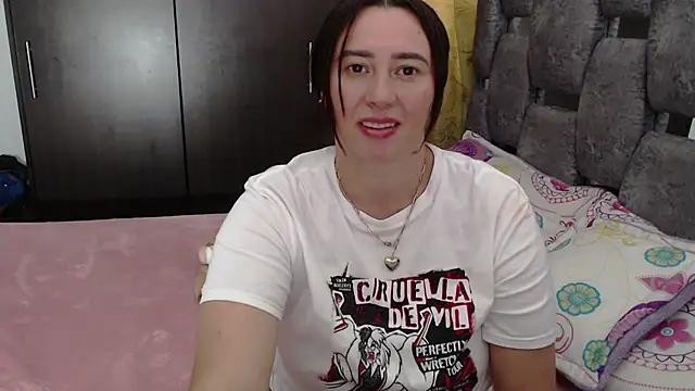sara_hott_1's Live XXX Chat