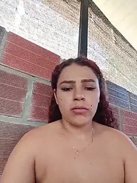 צ'אט XXX בשידור חי של Mommy-Hot