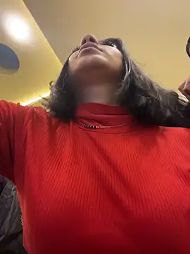 AlyssaRay 即時 XXX 聊天