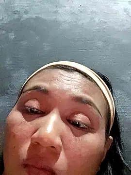 Czat XXX na żywo – Rayya_ayy