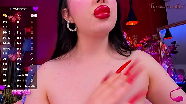 Mayzzie's Live XXX Chat