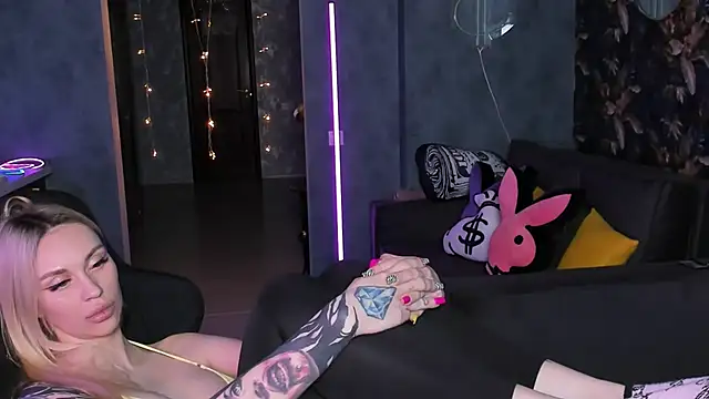 Živý XXX chat Blckmirrorr