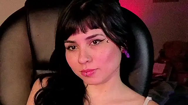 GaiaJonness Adlı Modelin Canlı XXX Sohbeti