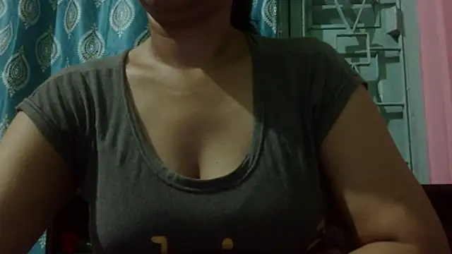 AVNI09- Live XXX-chat