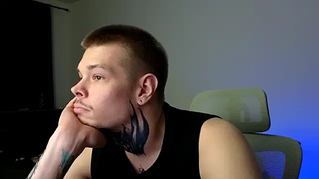 DENIS_HERE: онлайн-секс-чат