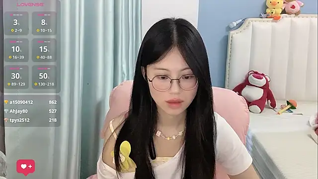 Luna-666 现场XXX聊天