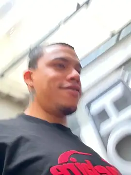 Chat +18 de AlphaMasterXxx ao vivo
