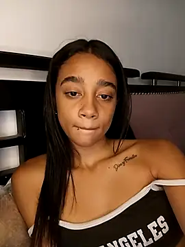 Chat XXX ao vivo de Zoe_Sweett18