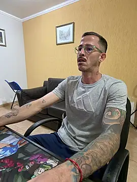 Chat +18 de MeladoDiMel ao vivo