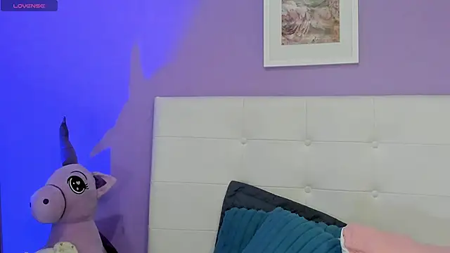 Charlotte11-11 Live XXX Chat