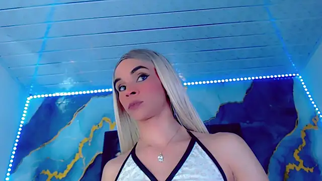 Karla_hot777's Webcam Show