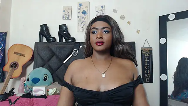 Natashabella___ Show in webcam