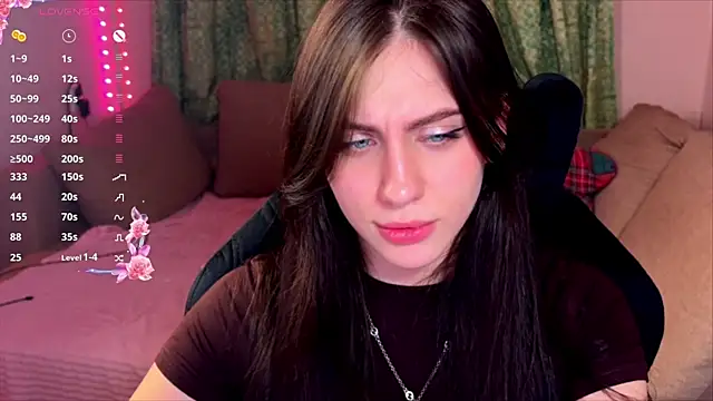 Chat +18 de luna_dreamxx ao vivo