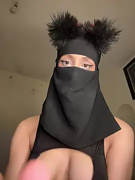 arabayla Adlı Modelin Canlı XXX Sohbeti