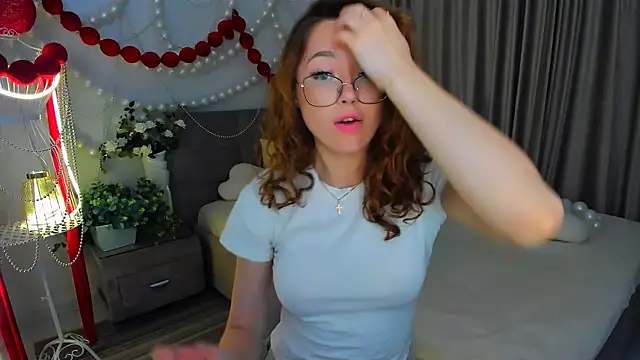 Chat +18 de SereneFlame ao vivo