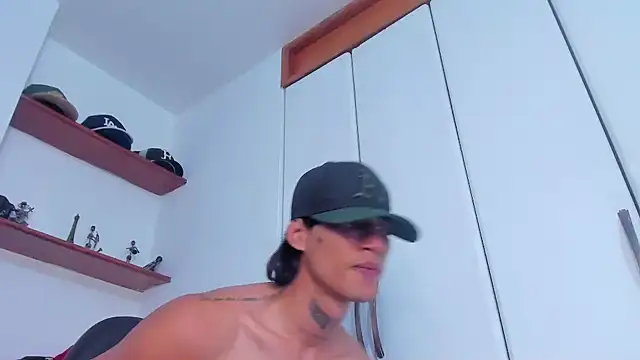Jonryder_ Adlı Modelin Canlı XXX Sohbeti