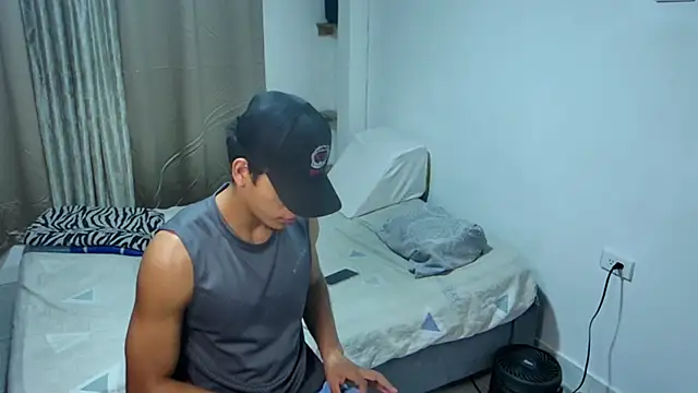 Jhon_wich Chat XXX in diretta