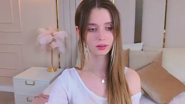 MarybethSnow Chat XXX live
