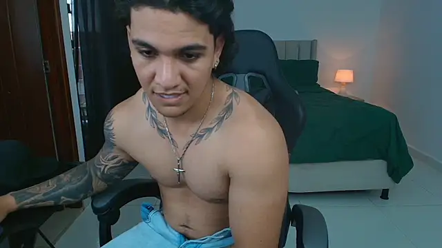 Mrbig_maximo webkamerás műsora
