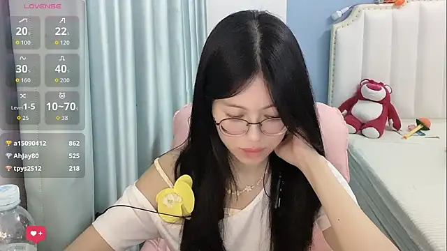 Luna-666's Live XXX Chat