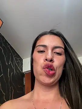Chat +18 de Nathaly_12 ao vivo