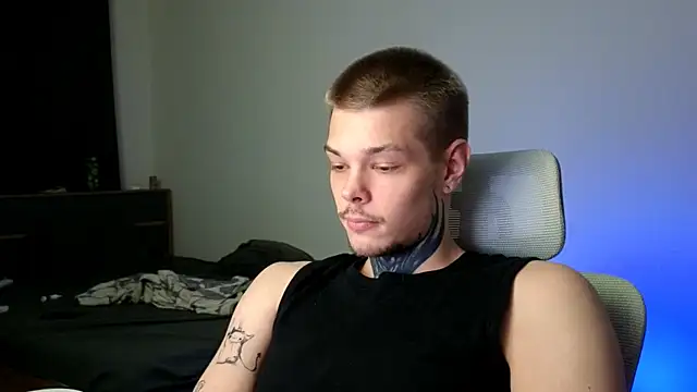 DENIS_HERE Live XXX-Chat