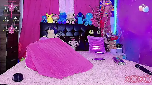 Thalia_girl21 webkamerás műsora